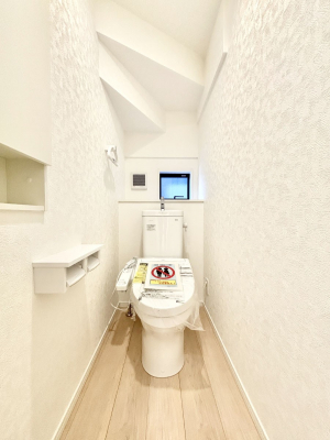 �g�C���@�g�C����1�K��2�K���ꂼ��ɔz�u����Ă��ĂƂĂ��֗��ł��B 