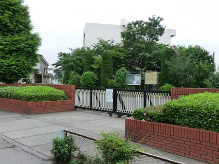 ���ӊ��@���w�Z 352m �v��s���Ҋ������w�Z