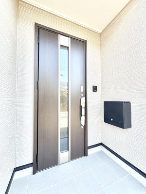 ���ց@��؂ȉƑ��A���q���o�}���錺�ցB