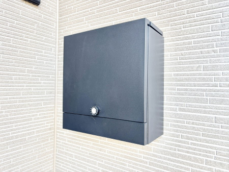 ���̑��@�V���v���f�U�C���̃|�X�g�B