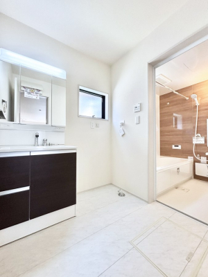 ���̑��@���������Ă���̂Ŏ��C�̑����ꏊ�ł����C���\���s���܂��B�����̐g�x�x���C�����ǂ��I