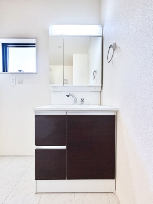 ���ʑ�E���ʏ��@�傫�����₷���O�ʋ��Ő�����������ʑ�́A�g�����Ȃ݃`�F�b�N�┧�̂������ɂ������߂ł��B 