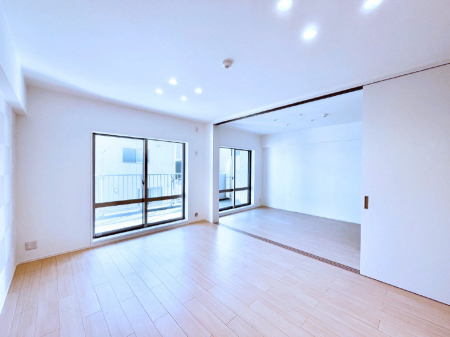 ���̑����ρ@�Ƒ������R�ƏW�܂�e���̃X�y�[�X�ɂȂ肻��  