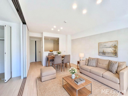 ���r���O�@�������������͋C�̂k�c�j�͉Ƒ��݂�Ȃ̉��K��ԁ@���Ƌ��CG�ł�