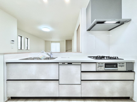 �L�b�`���@�������������I�ɁA�y�����I�V�X�e���L�b�`��  