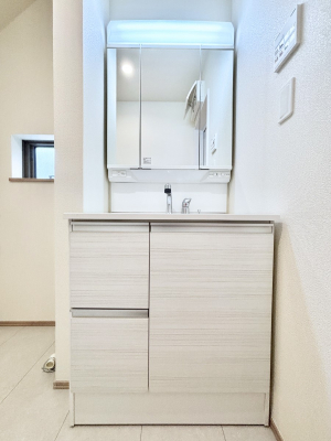 ���ʑ�E���ʏ��@�傫�����₷���O�ʋ��Ő�����������ʑ�́A�g�����Ȃ݃`�F�b�N�┧�̂������ɂ������߂ł��B 