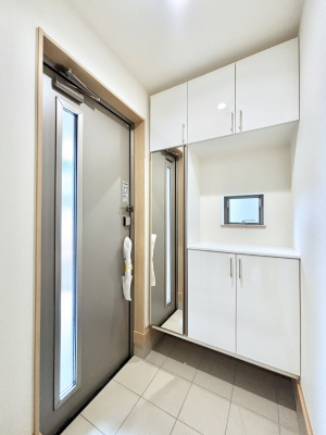 ���ց@����I�𗘗p���āA���z�������������q�l�������ĂȂ��ł��܂��B