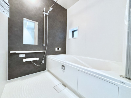 �����@����̔�����₷��؂ȃo�X�^�C���B�������Ƃ����C���y����Ŕ����Ƃ肽���ł��ˁI  