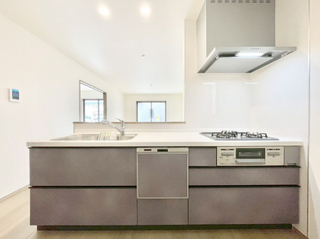 �L�b�`���@�������������I�ɁA�y�����I�V�X�e���L�b�`��  