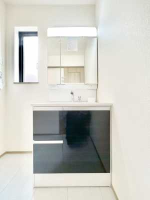 ���ʑ�E���ʏ��@�傫�����₷���O�ʋ��Ő�����������ʑ�́A�g�����Ȃ݃`�F�b�N�┧�̂������ɂ������߂ł��B 