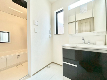 ���̑��@���̂��閾�邢�����h���[�X�y�[�X