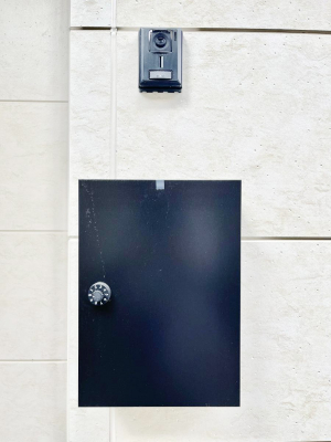 ���̑��@�V���v���f�U�C���̃|�X�g�B 