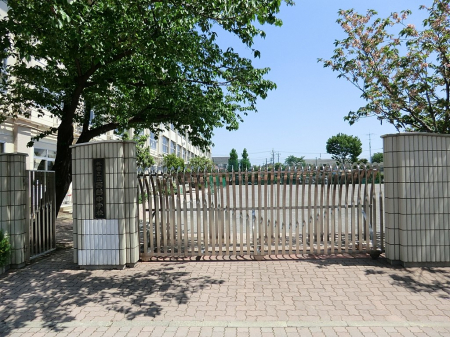 ���ӊ��@���w�Z 350m ���旧���䒆�w�Z