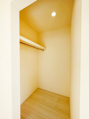 ���̑��@�ߗނ��n���K�[�Ɋ|�����܂܎��[�ł���WIC�B�ߗނ̐������ڂ����₷���ĕ֗��ł��I