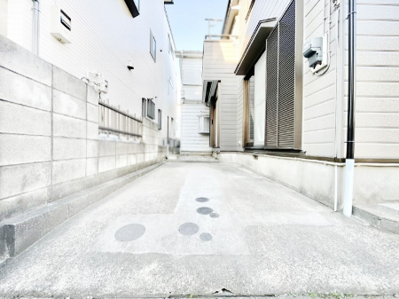 �@�����Ɍ������Ȃ����ԃX�y�[�X