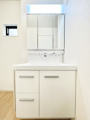 ���ʑ�E���ʏ��@�傫�����₷���O�ʋ��Ő�����������ʑ�́A�g�����Ȃ݃`�F�b�N�┧�̂������ɂ������߂ł��B 