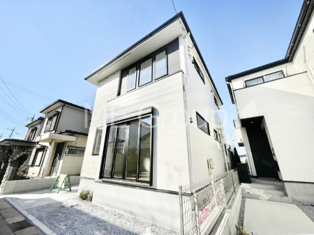 ���n�O�ώʐ^�@�������ꂽ�O�ρA�㎿�ȏZ��Ԃ��L���鎺���͉i�����S���ĉ߂�����Z���ł��B 