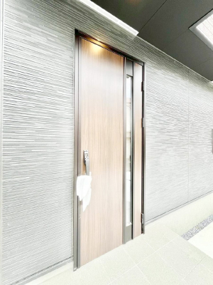 ���ց@���֑O�͉J���~���Ă��G��ɂ��������t��