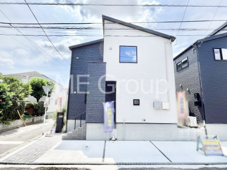 ���n�O�ώʐ^�@�������ꂽ�O�ρA�㎿�ȏZ��Ԃ��L���鎺���͉i�����S���ĉ߂�����Z���ł��B 