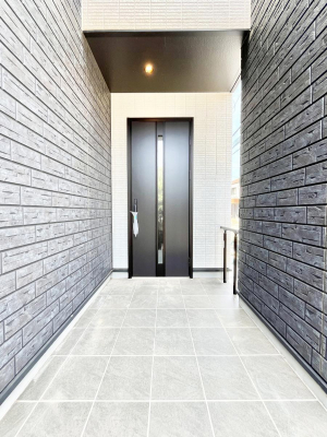 ���ց@�Z�܂��̊�����o����A���փh�A�B 