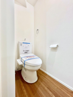 �g�C���@�g�C����1�K��3�K���ꂼ��ɔz�u����Ă��ĂƂĂ��֗��ł��B 