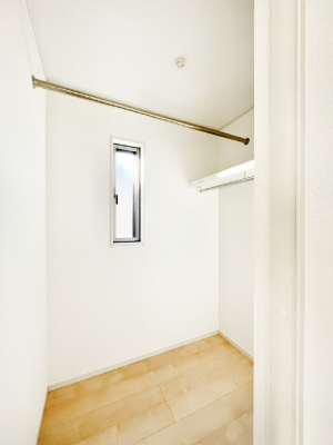 ���̑��@�ߗނ��n���K�[�Ɋ|�����܂܎��[�ł���WIC�B�ߗނ̐������ڂ����₷���ĕ֗��ł��I