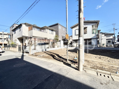 ���n�O�ώʐ^�@�����Ղ�̗z���ƊJ�����ɕ�܂�閾�邢�Z�܂�  