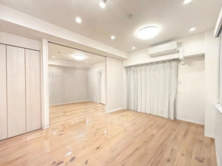 ���r���O�@�Ƒ��ꏏ�ɂ��H�����y���݂����Ȃ�L�X���r���O�_�C�j���O�@��CG���H��