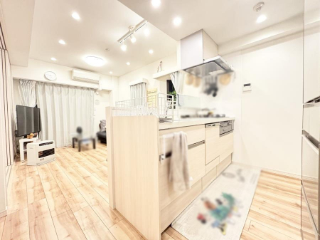 ���̑����ρ@�Ƒ������R�ƏW�܂�e���̃X�y�[�X�ɂȂ肻��  