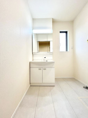 ���ʑ�E���ʏ��@�傫�����₷���O�ʋ��Ő�����������ʑ�́A�g�����Ȃ݃`�F�b�N�┧�̂������ɂ������߂ł��B 