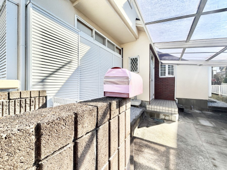 ���̑��@�V���v���f�U�C���̃|�X�g�B