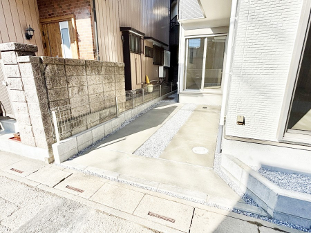 �@�����Ɍ������Ȃ����ԃX�y�[�X�B