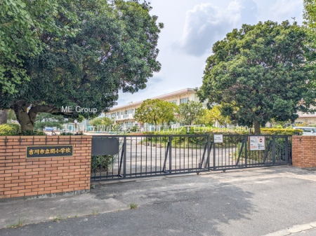 ���ӊ��@���w�Z 800m �g��s���֏��w�Z