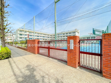 ���ӊ��@���w�Z 290m �k�旧���\�����w�Z