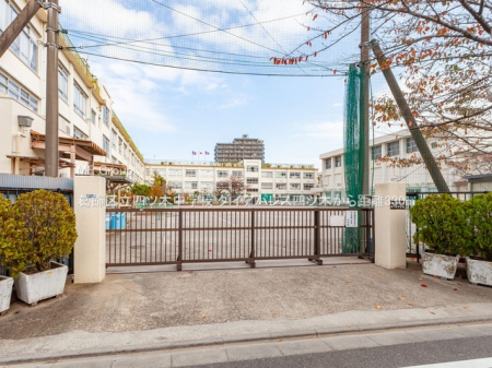 ���ӊ��@���w�Z 330m �����旧�l�c�ؒ��w�Z