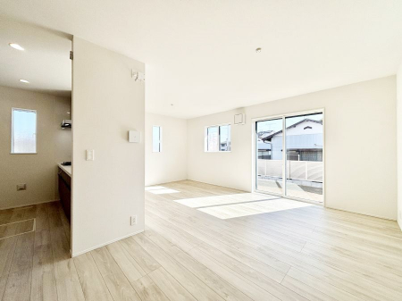 ���̑����ρ@�Ƒ������R�ƏW�܂�e���̃X�y�[�X�ɂȂ肻��