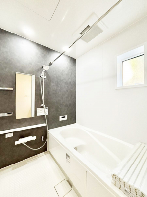 �����@����̔�������Ă���閾�邢�������̂���o�X���[��