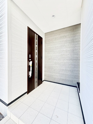 ���ց@���֑O�͉J���~���Ă��G��ɂ��������t��