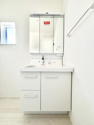 ���ʑ�E���ʏ��@�傫�����₷���O�ʋ��Ő�����������ʑ�́A�g�����Ȃ݃`�F�b�N�┧�̂������ɂ������߂ł��B 