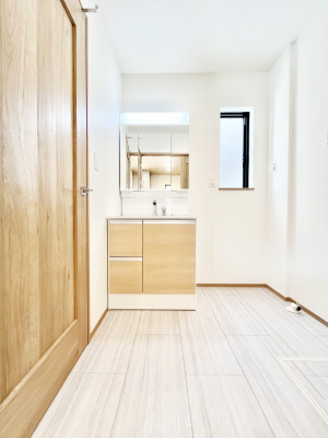 ���ʑ�E���ʏ��@���[�͂Ƌ@�\���ɗD�ꂽ���ʉ��ϑ�