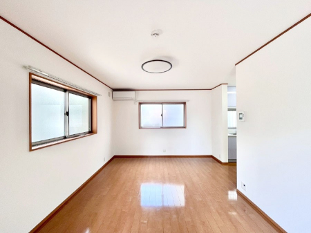 ���̑����ρ@�Ƒ������R�ƏW�܂�e���̃X�y�[�X�ɂȂ肻��