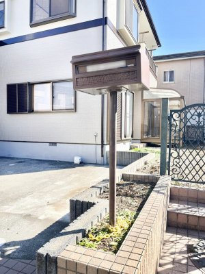 ���̑��@�V���v���f�U�C���̃|�X�g�B