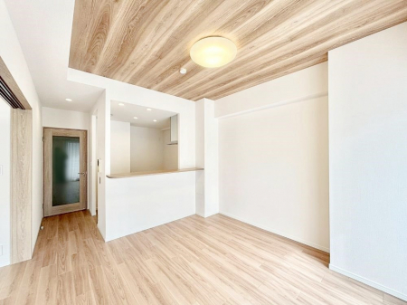 ���̑����ρ@�Ƒ������R�ƏW�܂�e���̃X�y�[�X�ɂȂ肻��