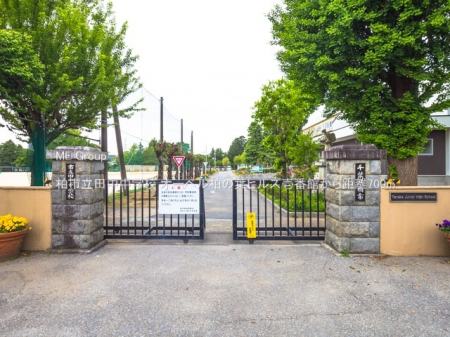 ���ӊ��@���w�Z 700m ���s���c�����w�Z