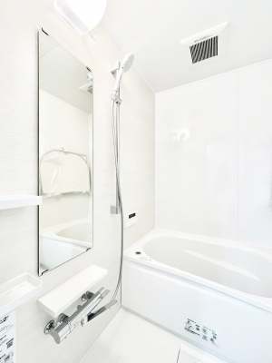 �����@����̔�������Ă���閾�邢�������̂���o�X���[��