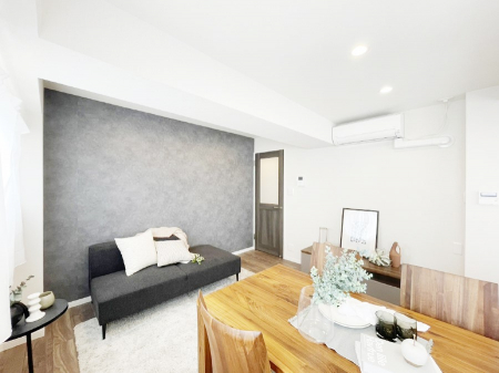 ���r���O�@�������������͋C�̂k�c�j�͉Ƒ��݂�Ȃ̉��K���