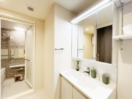 ���ʑ�E���ʏ��@������������ʉ��ώ��Œ��̐g�x�x�����K