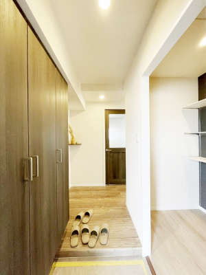 ���ց@�Ƒ��̋A��₨�q�l�������������}���錺��