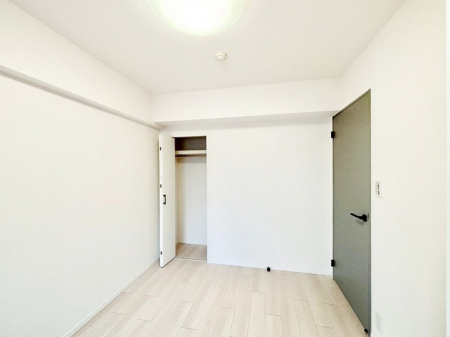 �Q���@�g���₷���`�Ńx�b�g��Ƌ�̒u�����ɂ����邱�Ƃ�����܂���B