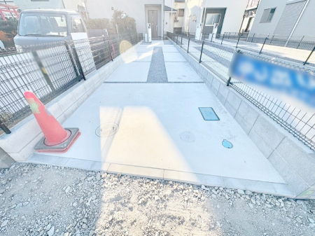 �@�����Ɍ������Ȃ����ԃX�y�[�X�B